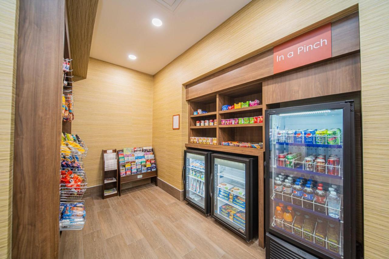 Towneplace Suites By Marriott Brantford And Conference Centre מראה חיצוני תמונה