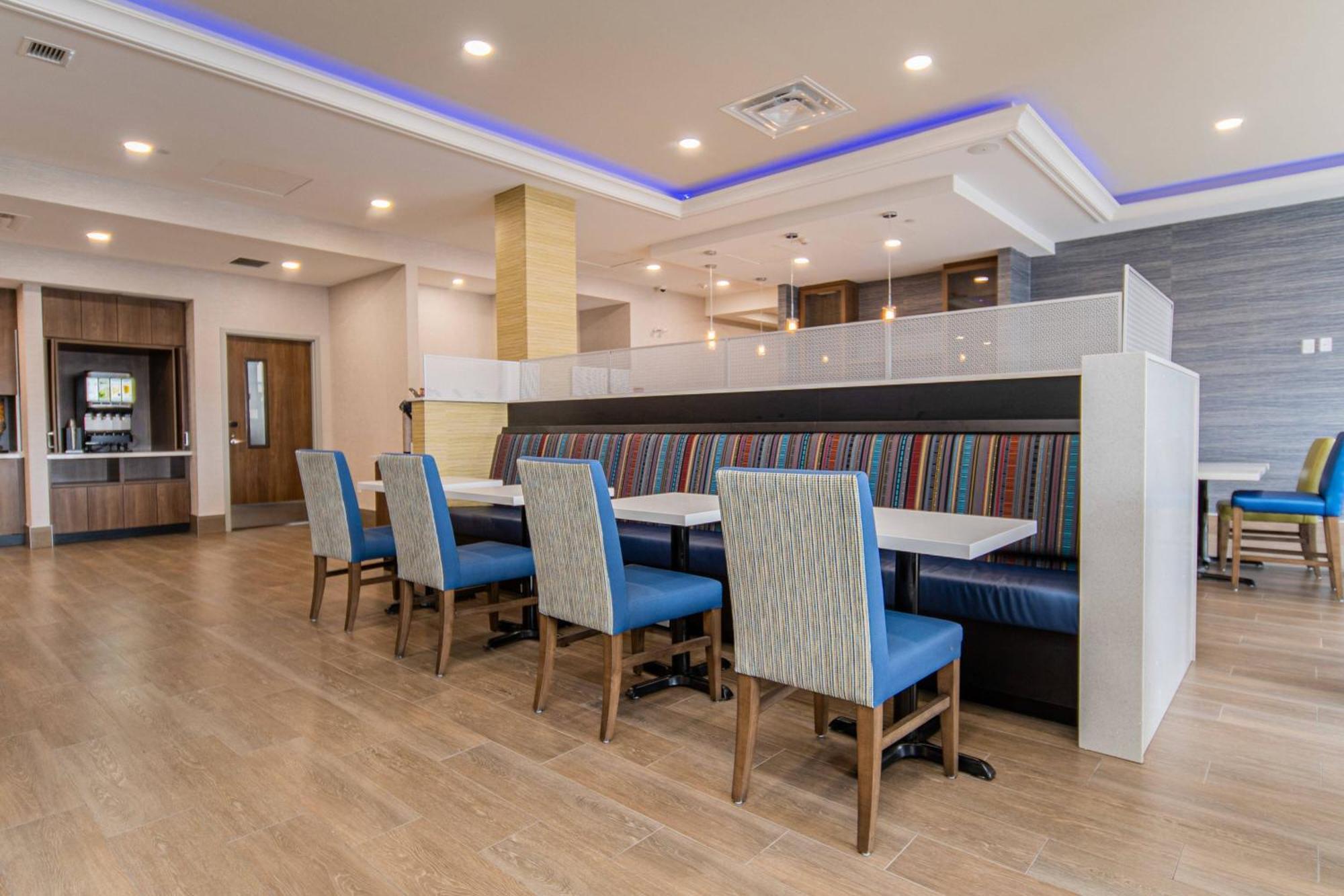 Towneplace Suites By Marriott Brantford And Conference Centre מראה חיצוני תמונה